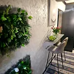 Manu Studio